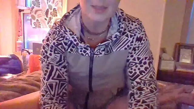 Snapshot of KatieBARBiE98 chatting on 16, 12, 2024 KatieBARBiE98 online show from 16, 12, 2024