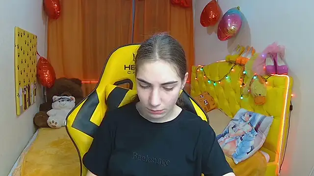 NikaStark  online show from 21, 3, 2025