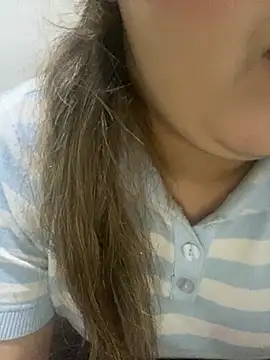 yassminsexy22 online show from 23, 2, 2026