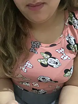 yassminsexy22 online show from 4, 2, 2026