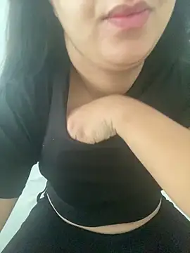 yassminsexy22 online show from 8, 11, 2025