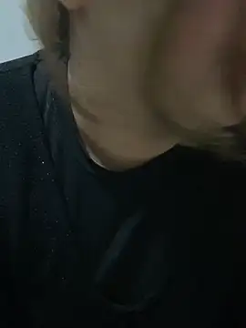 yassminsexy22 online show from 14, 3, 2026