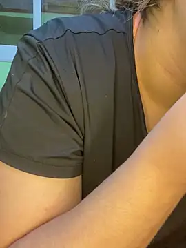 yassminsexy22 online show from 13, 2, 2026