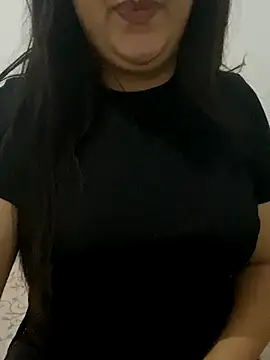 Snapshot of yassminsexy22 chatting on 24, 9, 2025 yassminsexy22 online show from 24, 9, 2025