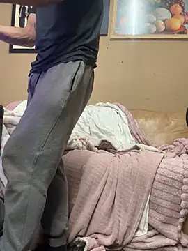 UtopianMisfit1 online show from 6, 2, 2026