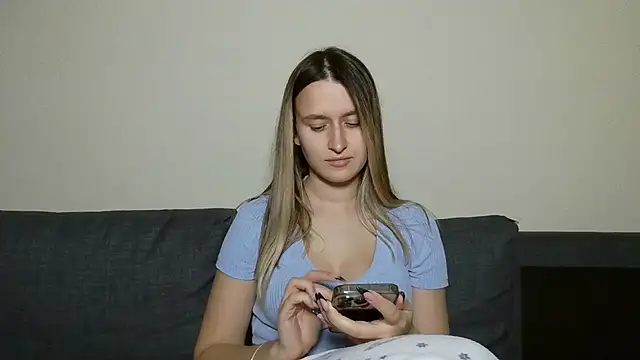 Submissive love online show from 13, 1, 2025