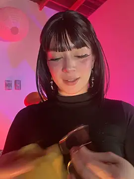 sweeet peach online show from 18, 3, 2026