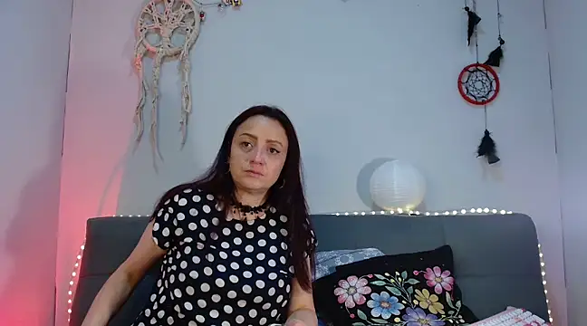catalinamommyx online show from 15, 2, 2025