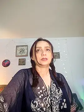 catalinamommyx online show from 7, 1, 2026