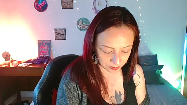 catalinamommyx online show from 18, 1, 2026