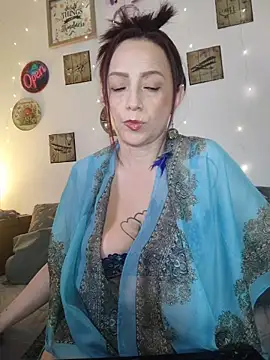 catalinamommyx online show from 10, 5, 2026