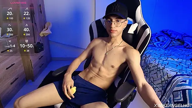 Angelligth online show from 25, 2, 2026