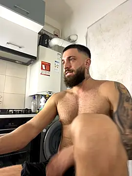 Snapshot of LoveIsBlind_ chatting on 16, 10, 2025 LoveIsBlind online show from 16, 10, 2025