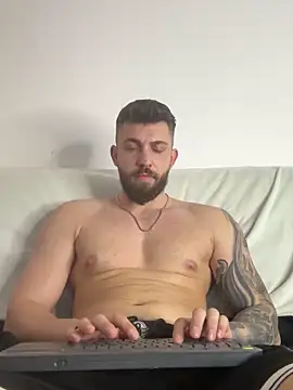 Snapshot of LoveIsBlind_ chatting on 25, 5, 2026 LoveIsBlind online show from 25, 5, 2026