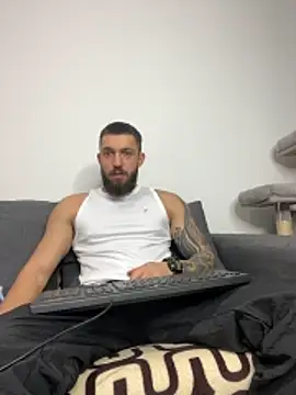 Snapshot of LoveIsBlind_ chatting on 30, 10, 2025 LoveIsBlind online show from 30, 10, 2025