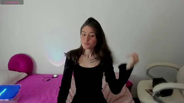 Snapshot of Tesa_cute chatting on 14, 12, 2024 Tesa cute online show from 14, 12, 2024
