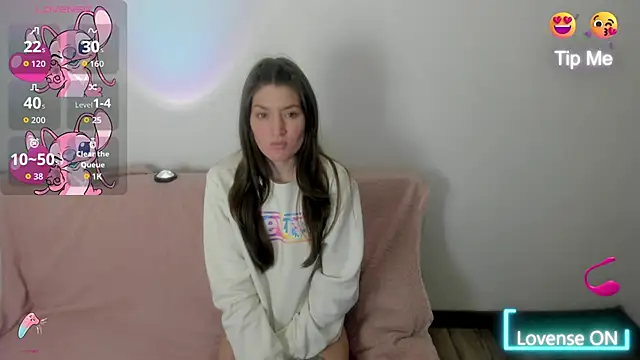 Snapshot of Tesa_cute chatting on 15, 10, 2025 Tesa cute online show from 15, 10, 2025