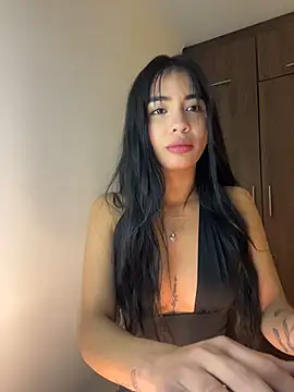 lina pink online show from 12, 2, 2026