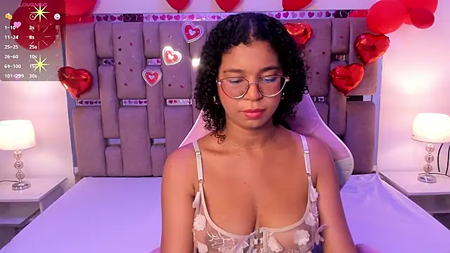 MilaHall  online show from 24, 2, 2025
