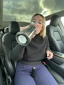 Giuliana baby online show from 4, 4, 2026