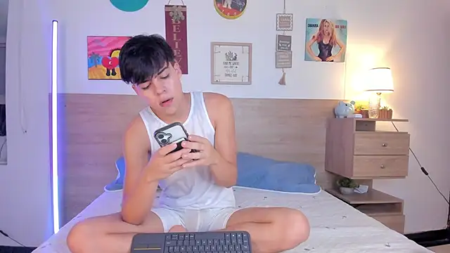 justinbiler online show from 12, 10, 2025