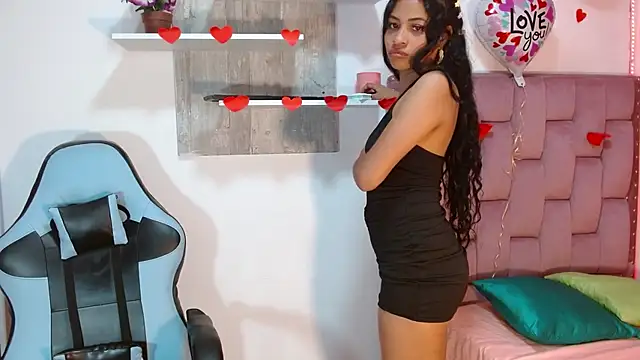 DAFNNEE ROSS online show from 25, 2, 2025