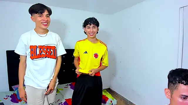 Snapshot of Alexander_and_Xiao chatting on 27, 2, 2025 Alexander and Xiao online show from 27, 2, 2025