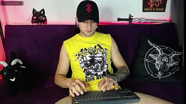 Snapshot of blckwolf_6 chatting on 24, 1, 2025 blckwolf 6 online show from 24, 1, 2025