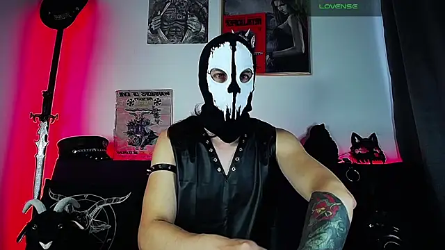 Snapshot of blckwolf_6 chatting on 25, 9, 2025 blckwolf 6 online show from 25, 9, 2025