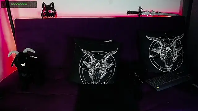 Snapshot of blckwolf_6 chatting on 12, 3, 2025 blckwolf 6 online show from 12, 3, 2025