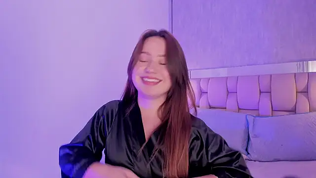 Roxie-Summers11 online show from 14, 2, 2025