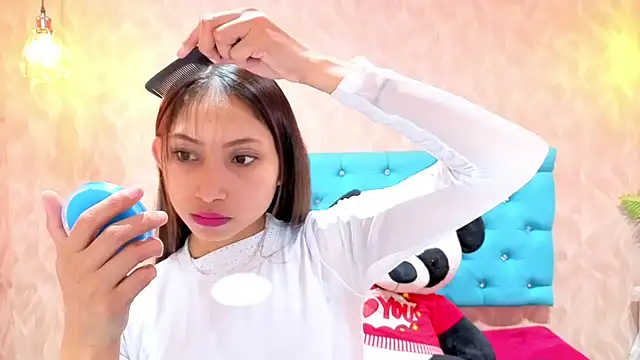 MadelineDoll online show from 22, 4, 2026