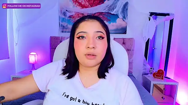 Emma monserrat online show from 21, 10, 2025