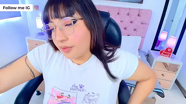 Emma monserrat online show from 14, 3, 2026