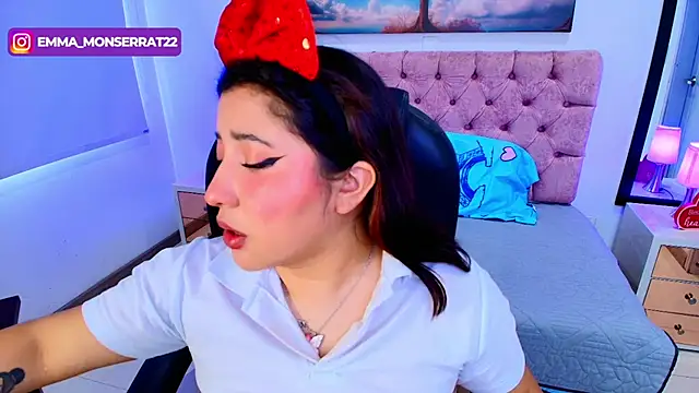 Emma monserrat online show from 20, 11, 2025