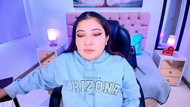 Emma monserrat online show from 29, 11, 2025