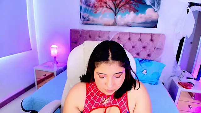 Emma monserrat online show from 25, 10, 2025