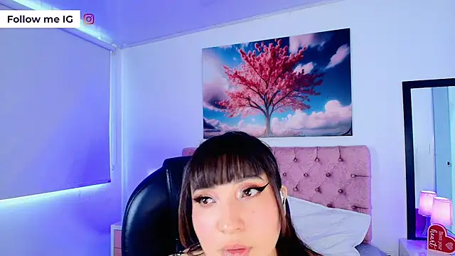 Emma monserrat online show from 3, 3, 2026