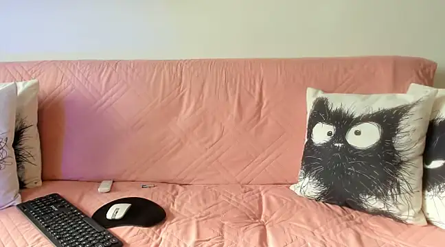 Emma Jnes online show from 17, 3, 2025