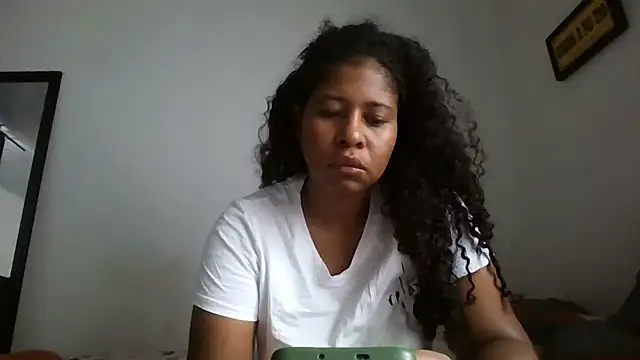 Ivon-09 online show from 17, 2, 2026