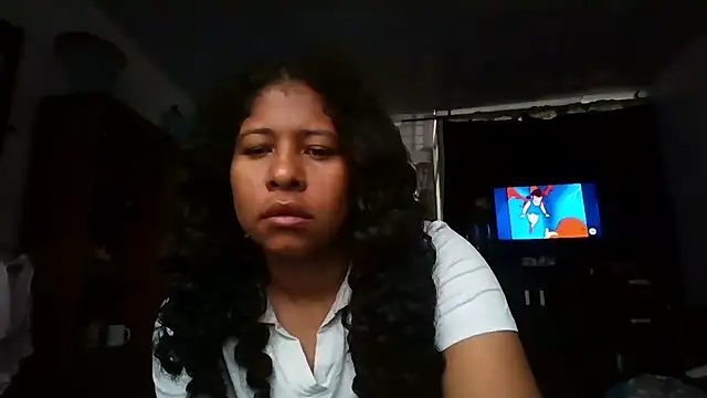 Snapshot of Ivon-09 chatting on 18, 10, 2025 Ivon-09 online show from 18, 10, 2025