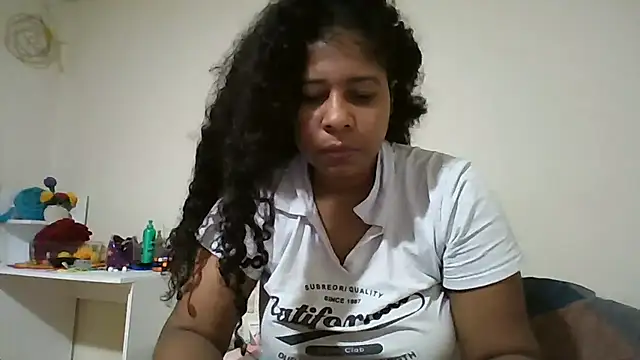 Ivon-09 online show from 15, 4, 2026