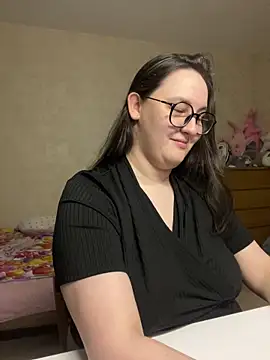 Snapshot of hungry1bunny chatting on 24, 1, 2025 hungry1bunny online show from 24, 1, 2025