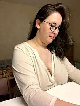 Snapshot of hungry1bunny chatting on 9, 10, 2025 hungry1bunny online show from 9, 10, 2025