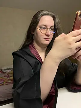 hungry1bunny online show from 18, 4, 2026