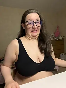 hungry1bunny online show from 19, 4, 2026