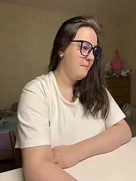 hungry1bunny online show from 13, 2, 2026