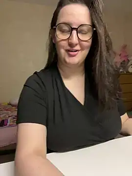 Snapshot of hungry1bunny chatting on 24, 1, 2025 hungry1bunny online show from 24, 1, 2025