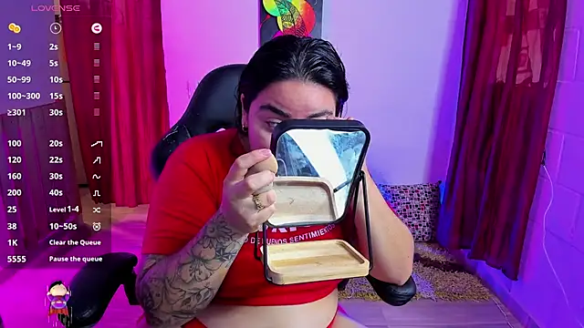 Snapshot of Sharon_hils chatting on 14, 1, 2025 Sharon hils online show from 14, 1, 2025