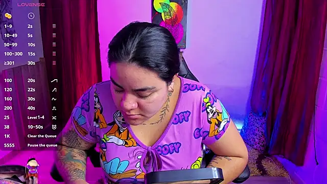 Snapshot of Sharon_hils chatting on 17, 1, 2025 Sharon hils online show from 17, 1, 2025